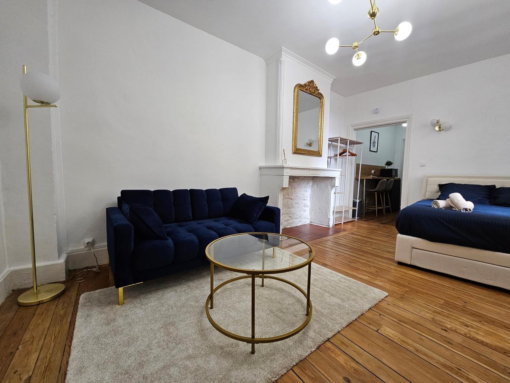 Suite Chic, Contemporaine Au Pied De La Cathedrale 비엔 외부 사진